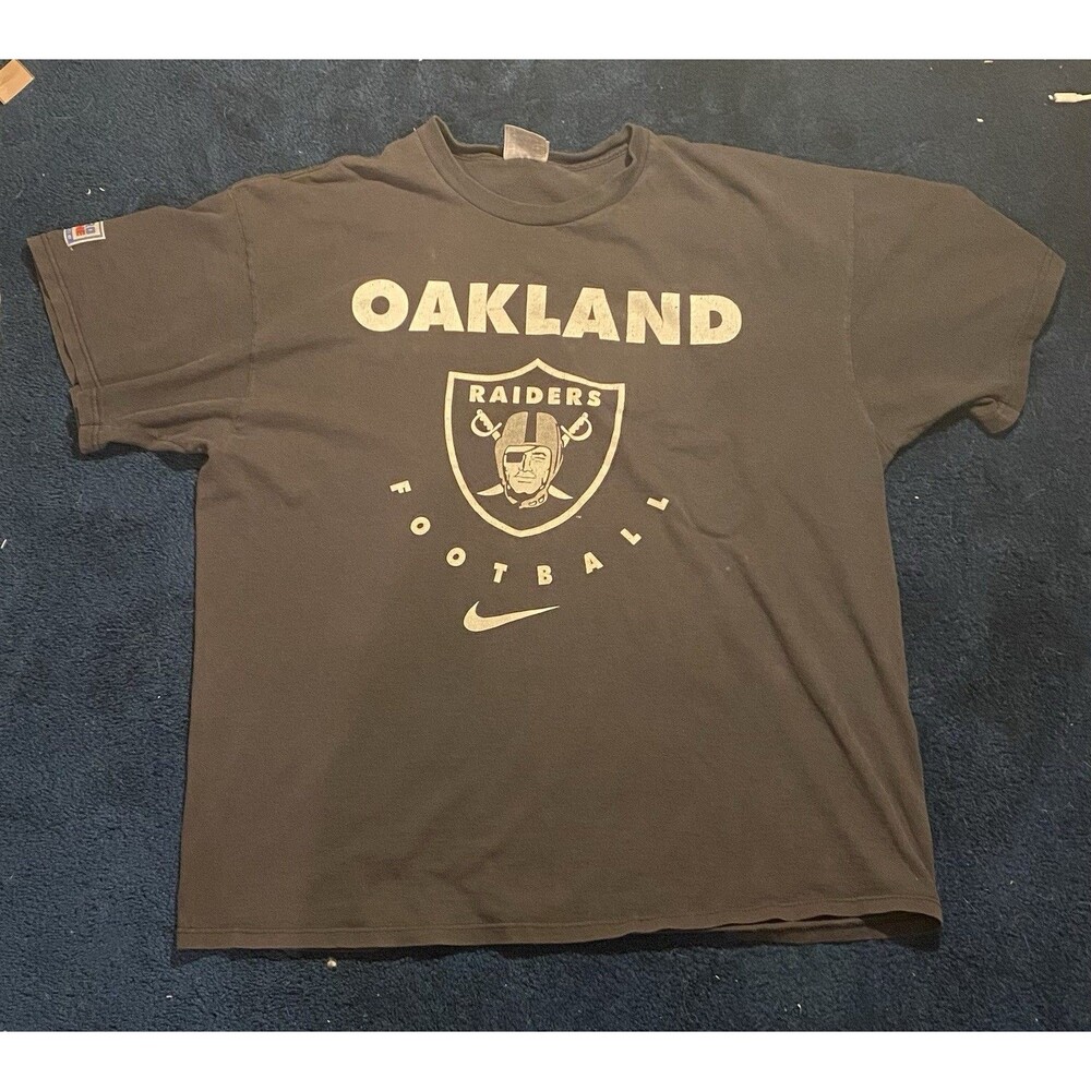 Vintage 1990s Oakland Raiders Nike Pro Line Black T-Shirt Men’s XL Made In USA